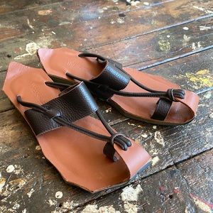 Whensinger Dark Brown Leather Sandals Flip Flops Size Euro 39